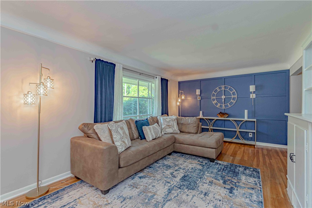 1233 Brainard Road Lyndhurst OH 44124