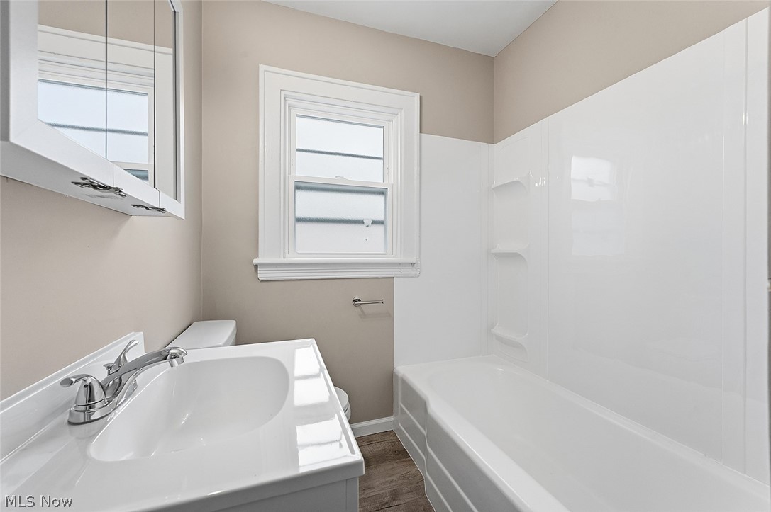 13405 Thornhurst Garfield Heights OH 44105