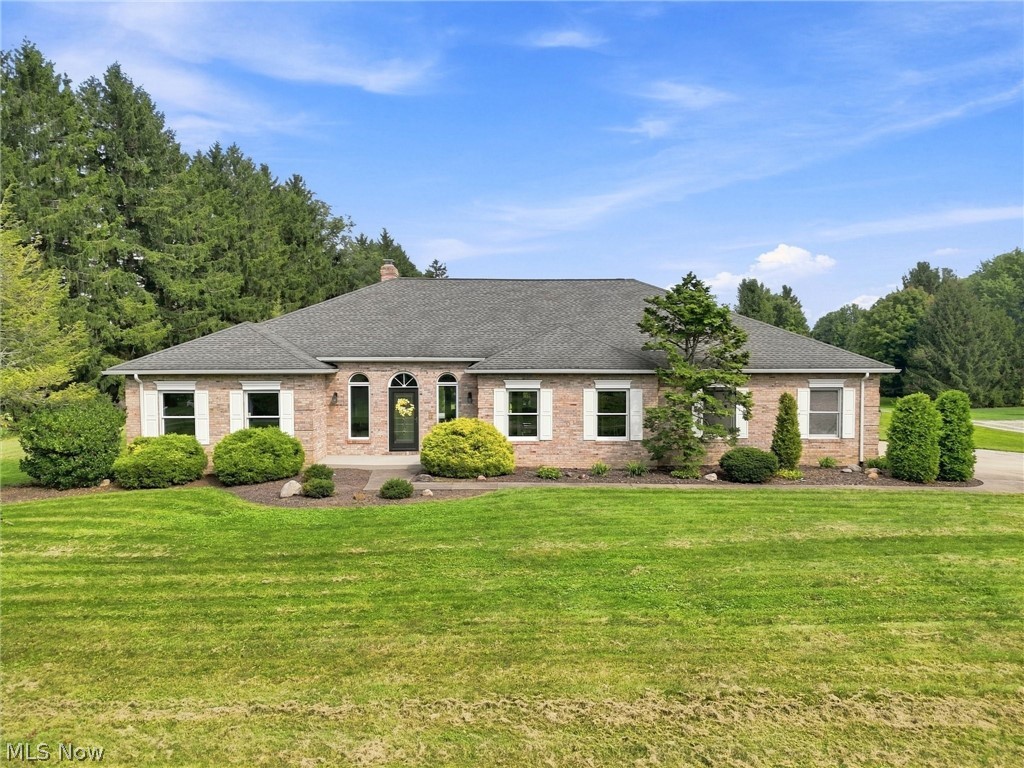 812 S Prospect Avenue Hartville OH 44632