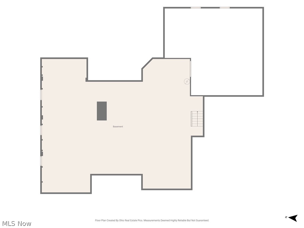812 S Prospect Avenue Hartville OH 44632