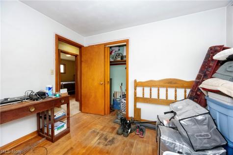 2106 Friar Tuck Circle Wooster OH 44691