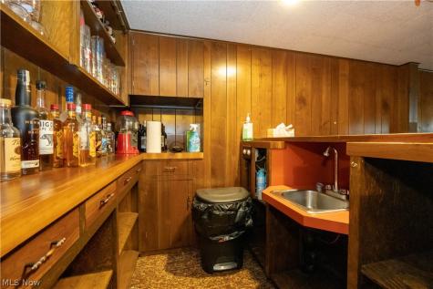 2106 Friar Tuck Circle Wooster OH 44691