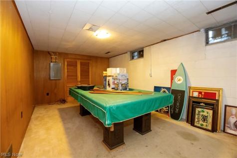 2106 Friar Tuck Circle Wooster OH 44691