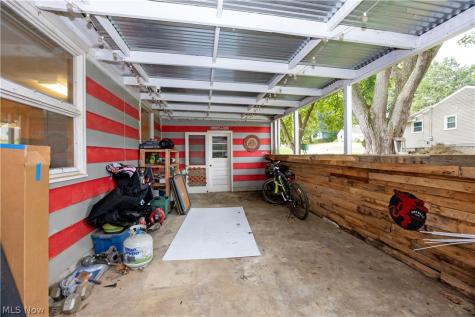 2106 Friar Tuck Circle Wooster OH 44691