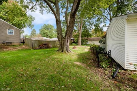2106 Friar Tuck Circle Wooster OH 44691