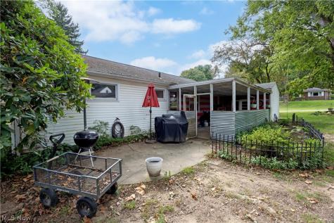 2106 Friar Tuck Circle Wooster OH 44691