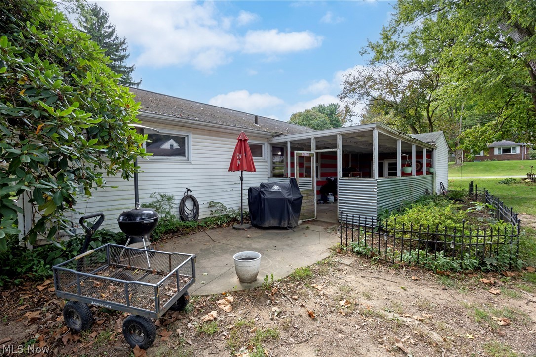 2106 Friar Tuck Circle Wooster OH 44691