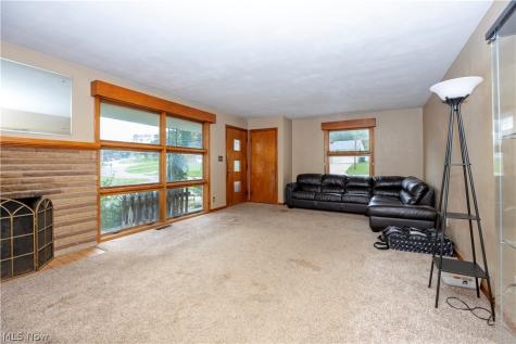 2106 Friar Tuck Circle Wooster OH 44691