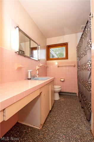 2106 Friar Tuck Circle Wooster OH 44691