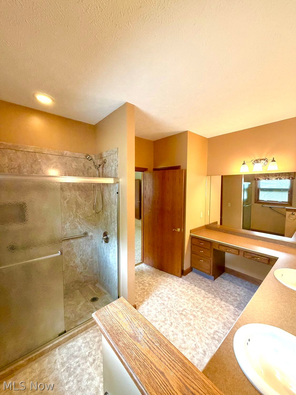 8354 Emerald Glen Court Kirtland OH 44094