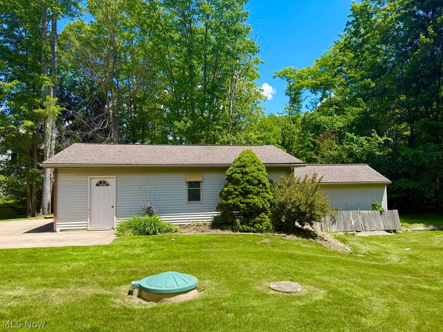 8354 Emerald Glen Court Kirtland OH 44094