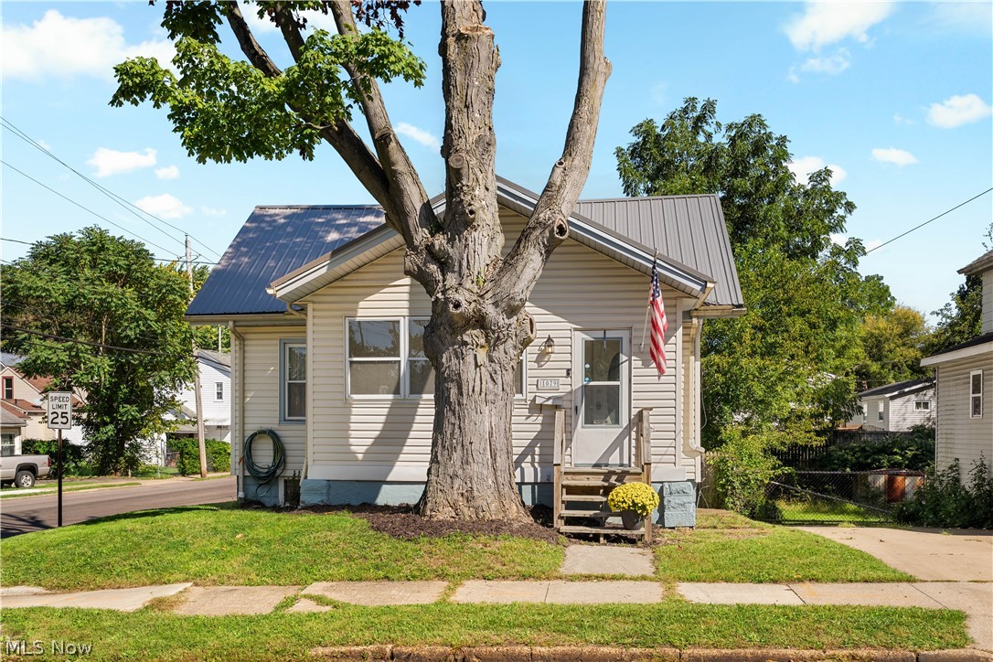 1079 Pitkin Avenue Akron OH 44310