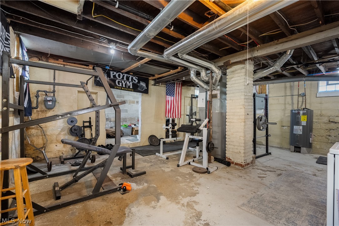 1079 Pitkin Avenue Akron OH 44310