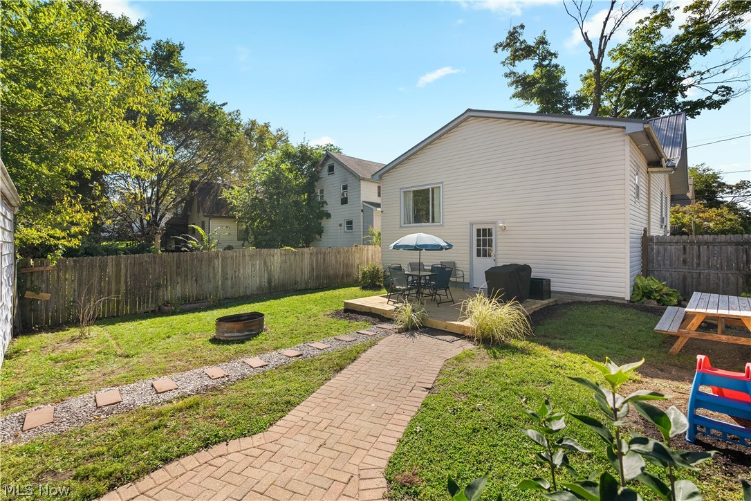 1079 Pitkin Avenue Akron OH 44310