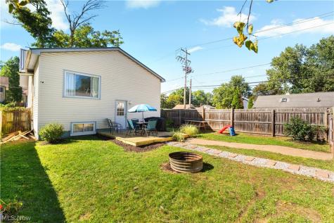 1079 Pitkin Avenue Akron OH 44310