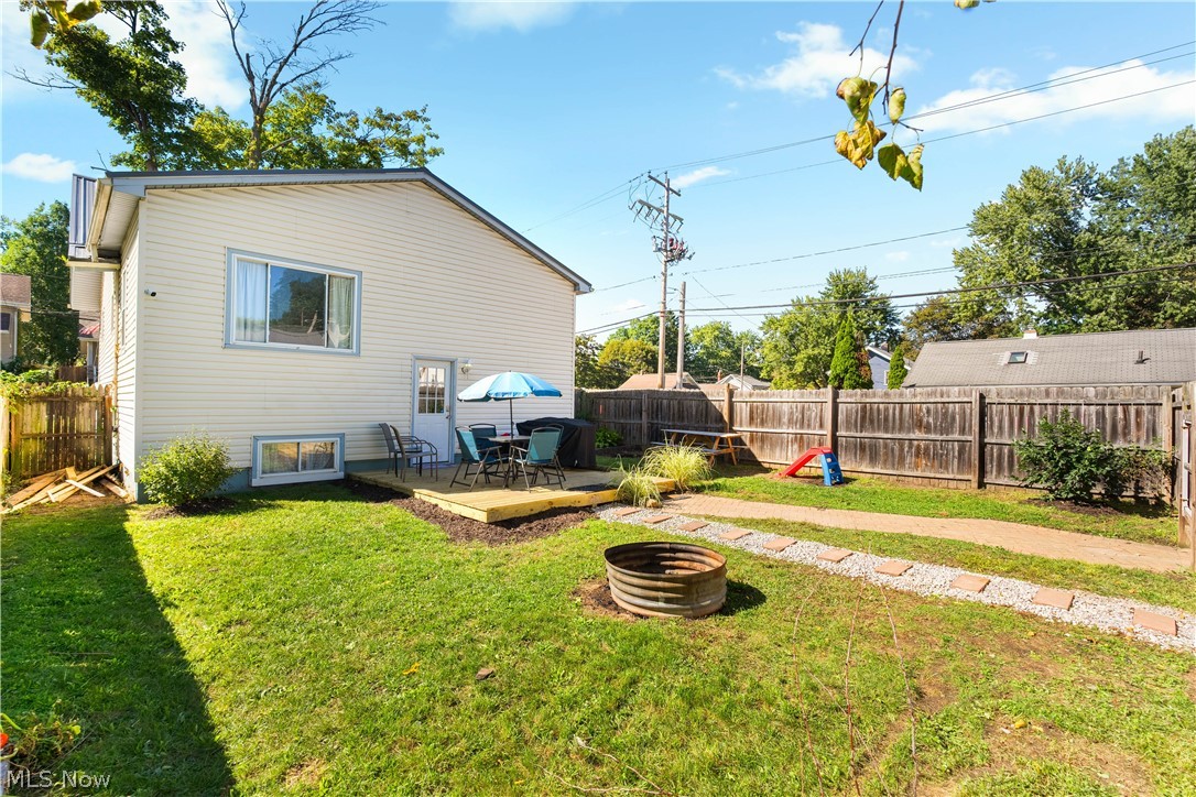 1079 Pitkin Avenue Akron OH 44310