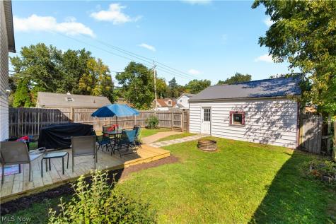 1079 Pitkin Avenue Akron OH 44310