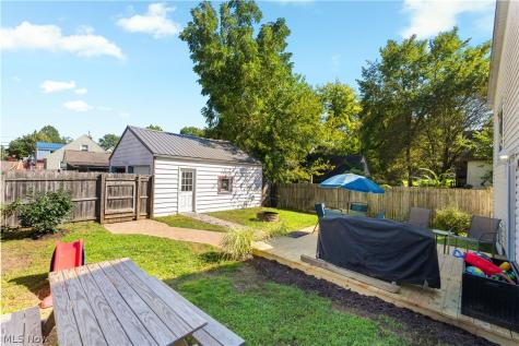 1079 Pitkin Avenue Akron OH 44310