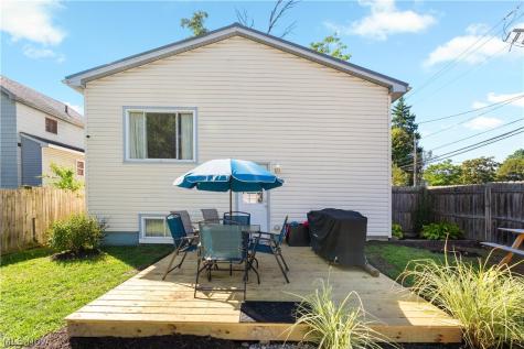 1079 Pitkin Avenue Akron OH 44310