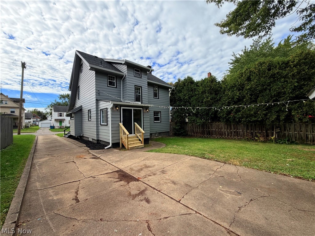 252 E Kline Street Girard OH 44420