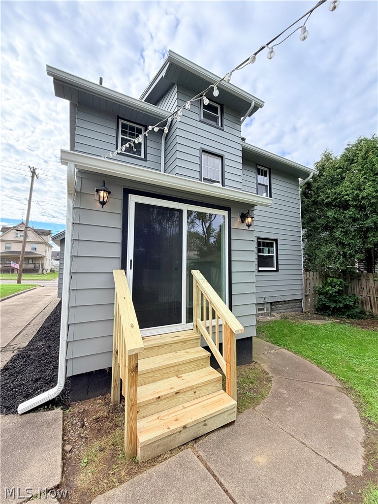 252 E Kline Street Girard OH 44420