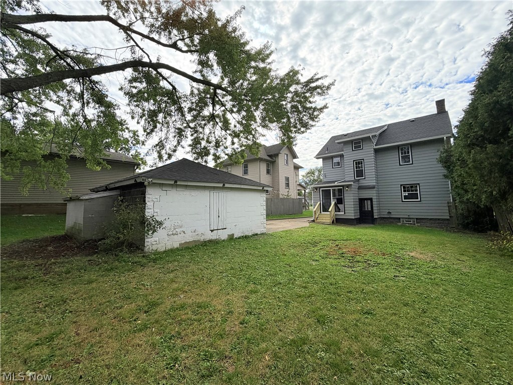 252 E Kline Street Girard OH 44420