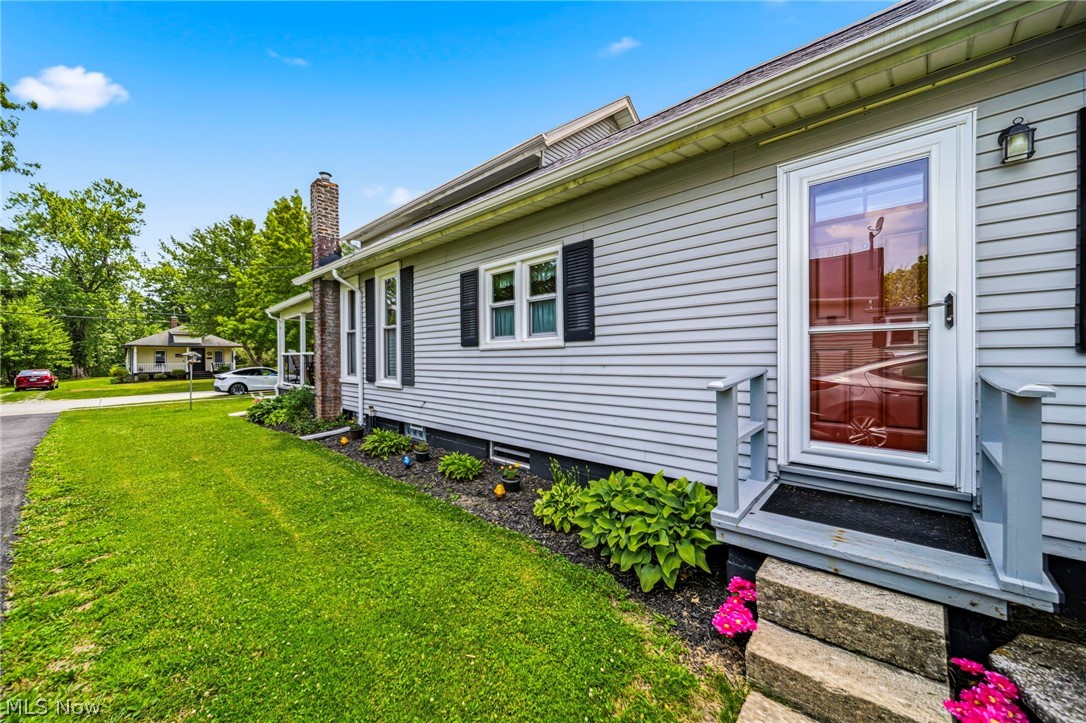 61 Erie Street E Jefferson OH 44047