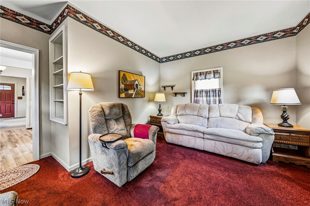 61 Erie Street E Jefferson OH 44047