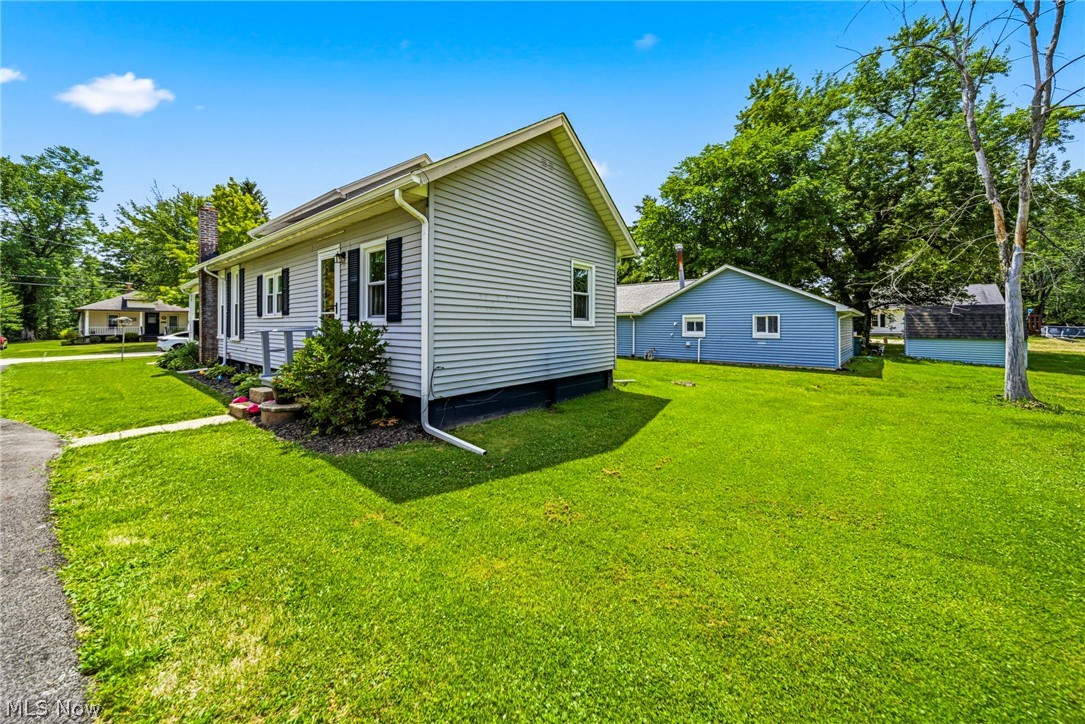 61 Erie Street E Jefferson OH 44047