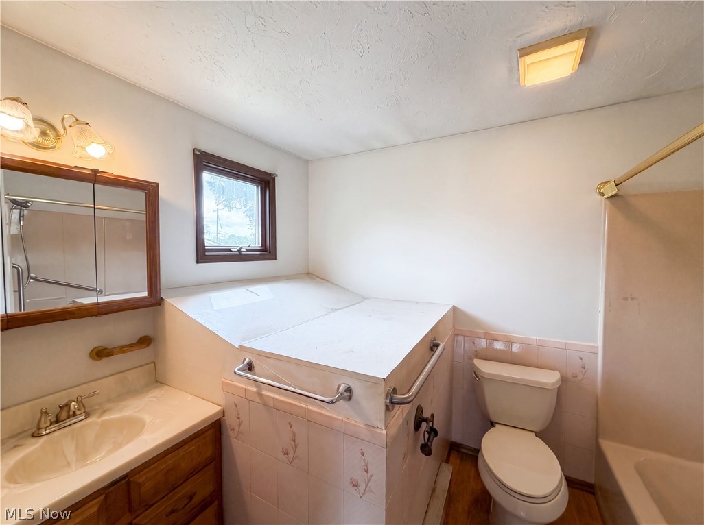 1015 Kingsway Drive Lorain OH 44052