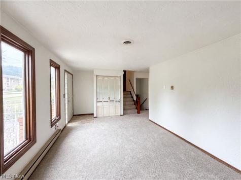 1015 Kingsway Drive Lorain OH 44052
