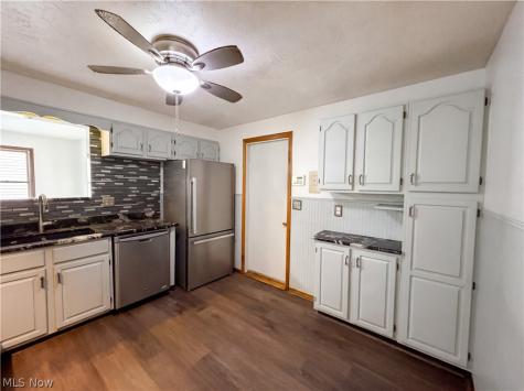 1015 Kingsway Drive Lorain OH 44052