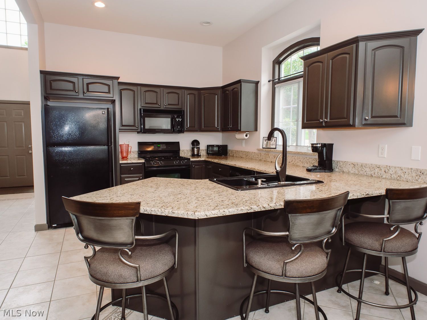 1614 NE River Road Lake Milton OH 44429