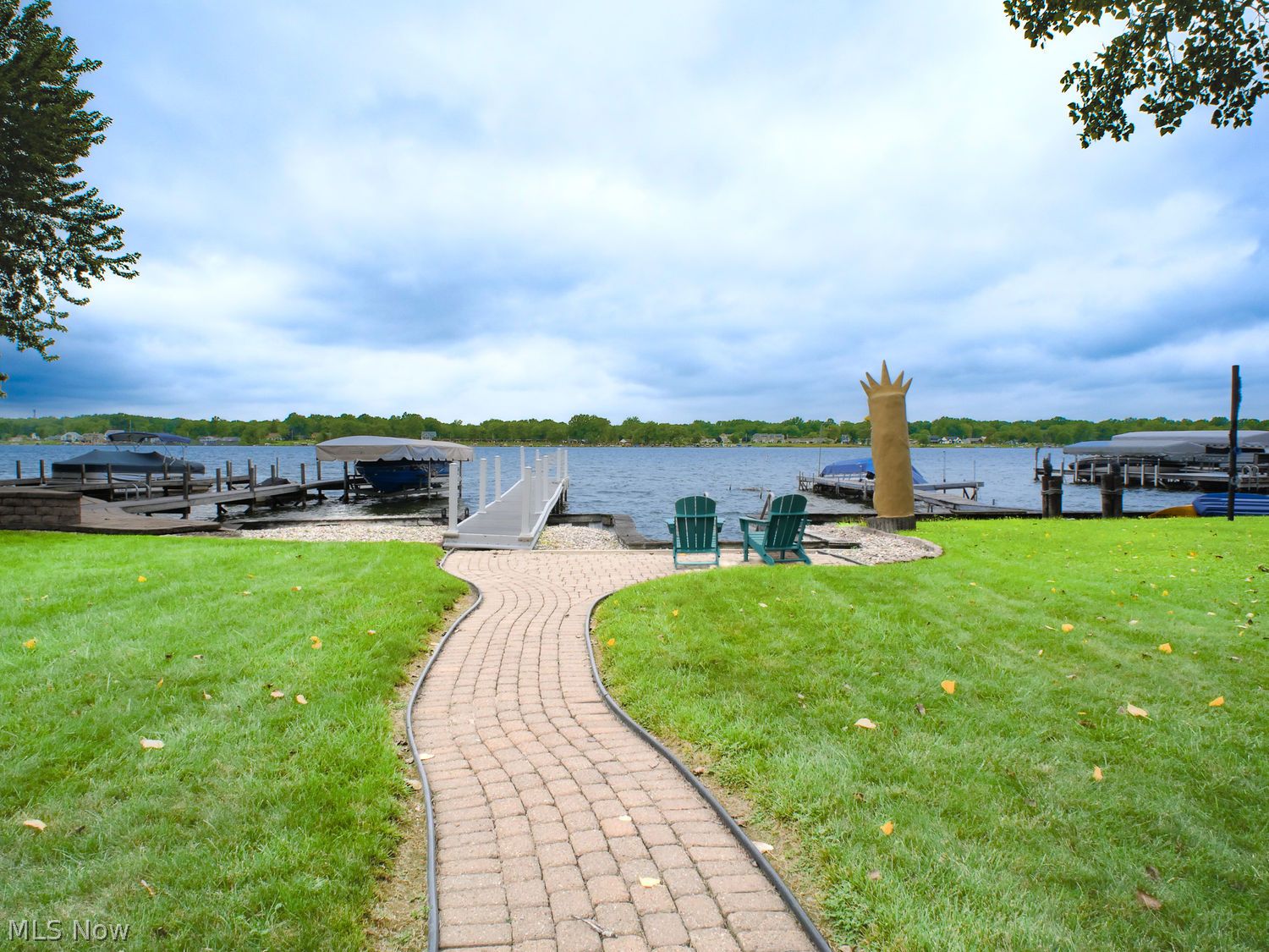 1614 NE River Road Lake Milton OH 44429