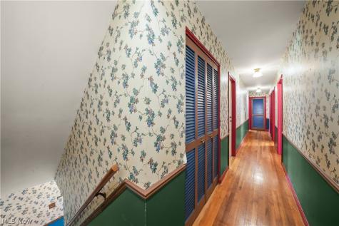 1091 Nina Lane Akron OH 44333