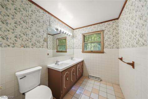 1091 Nina Lane Akron OH 44333