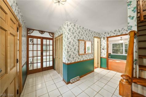 1091 Nina Lane Akron OH 44333