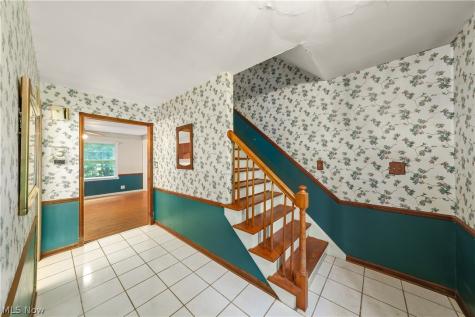 1091 Nina Lane Akron OH 44333