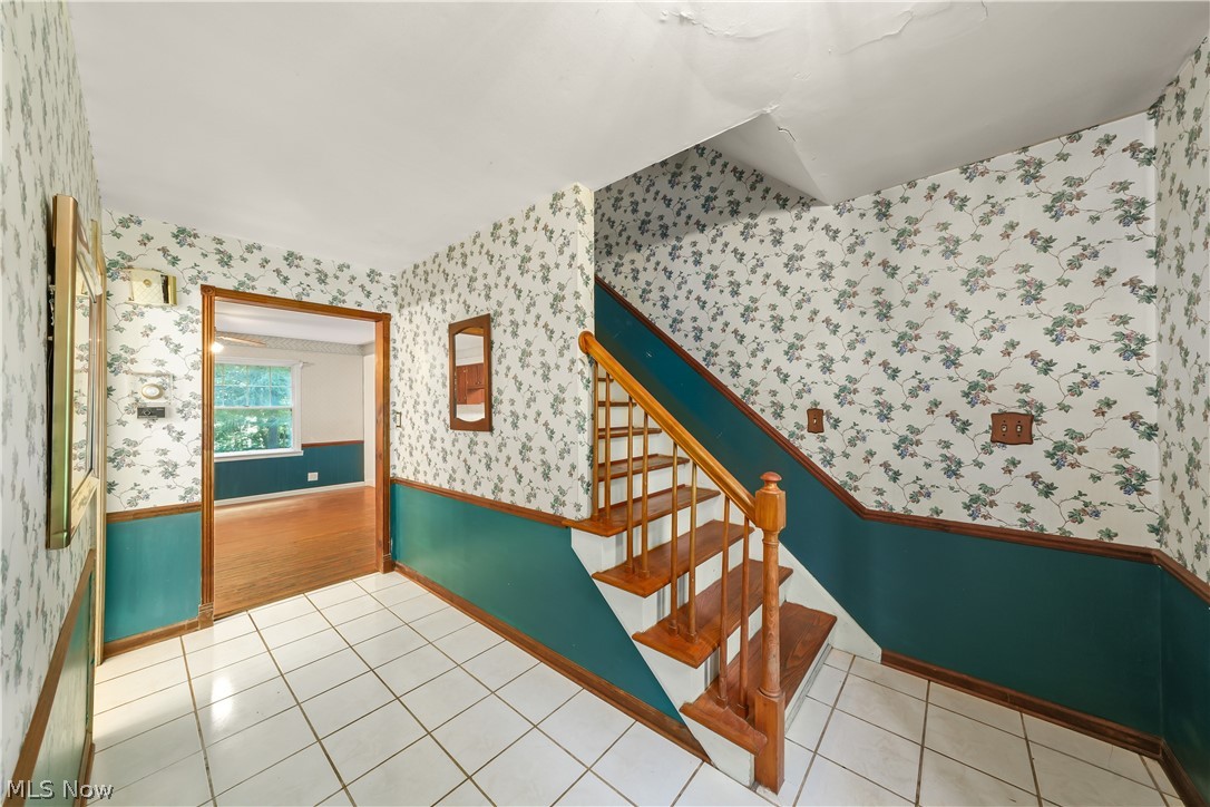 1091 Nina Lane Akron OH 44333