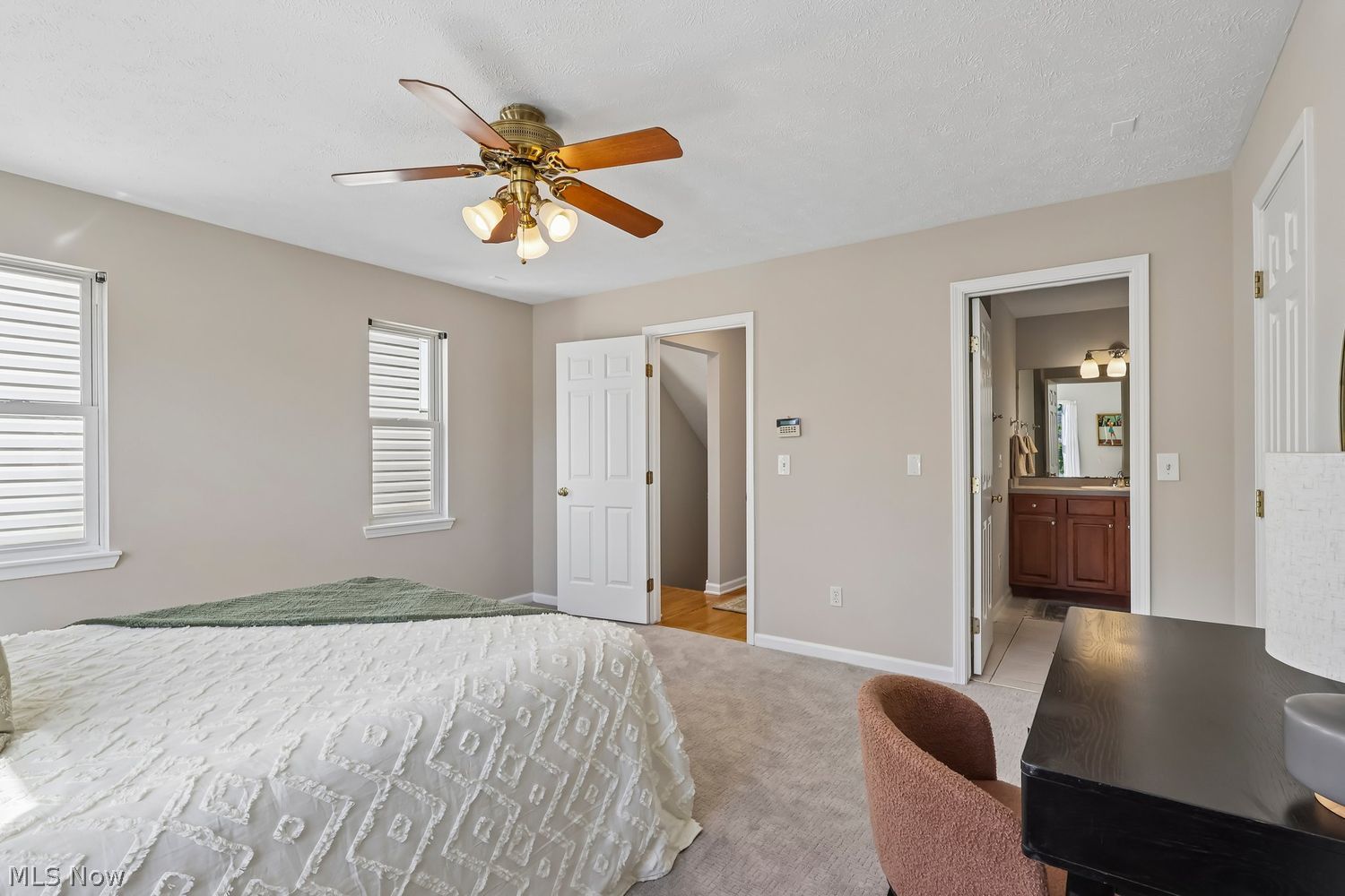 615 Literary Road Cleveland OH 44113