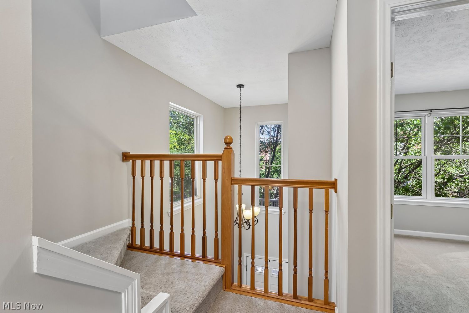 615 Literary Road Cleveland OH 44113