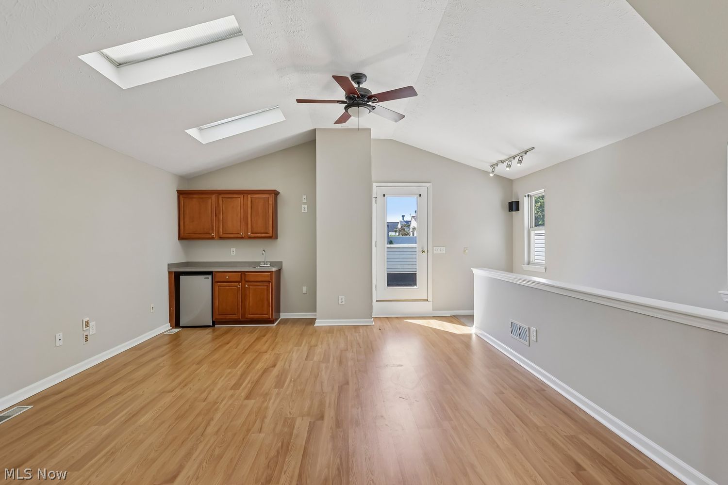 615 Literary Road Cleveland OH 44113