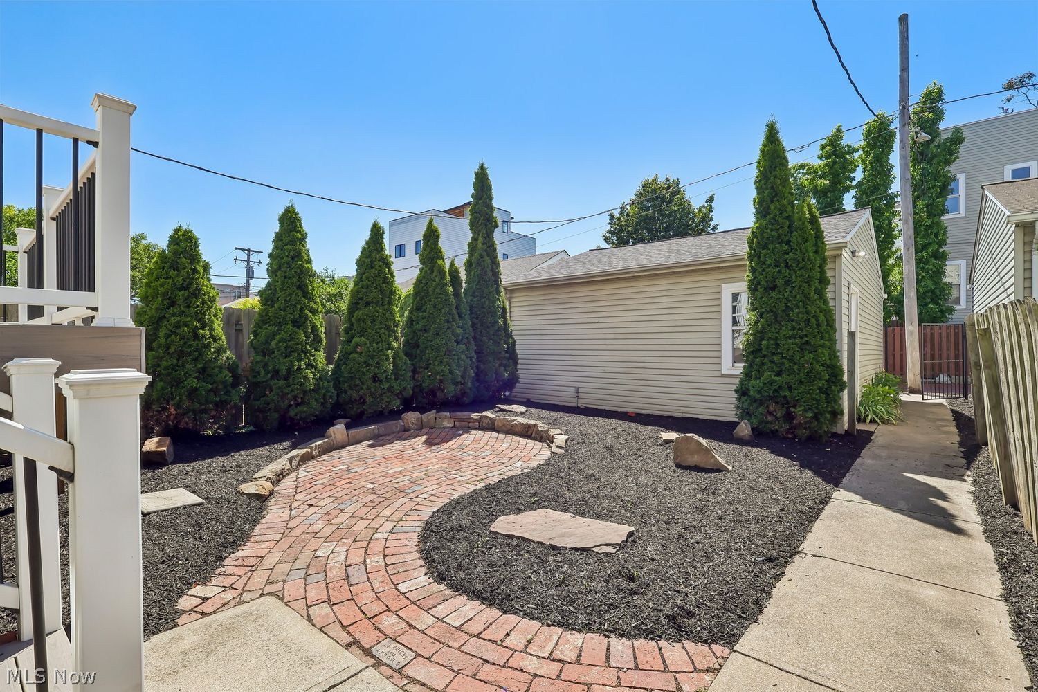 615 Literary Road Cleveland OH 44113