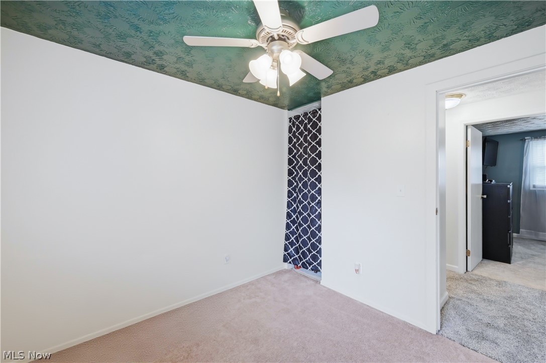 2219 Woodland Trace Street Austintown OH 44515