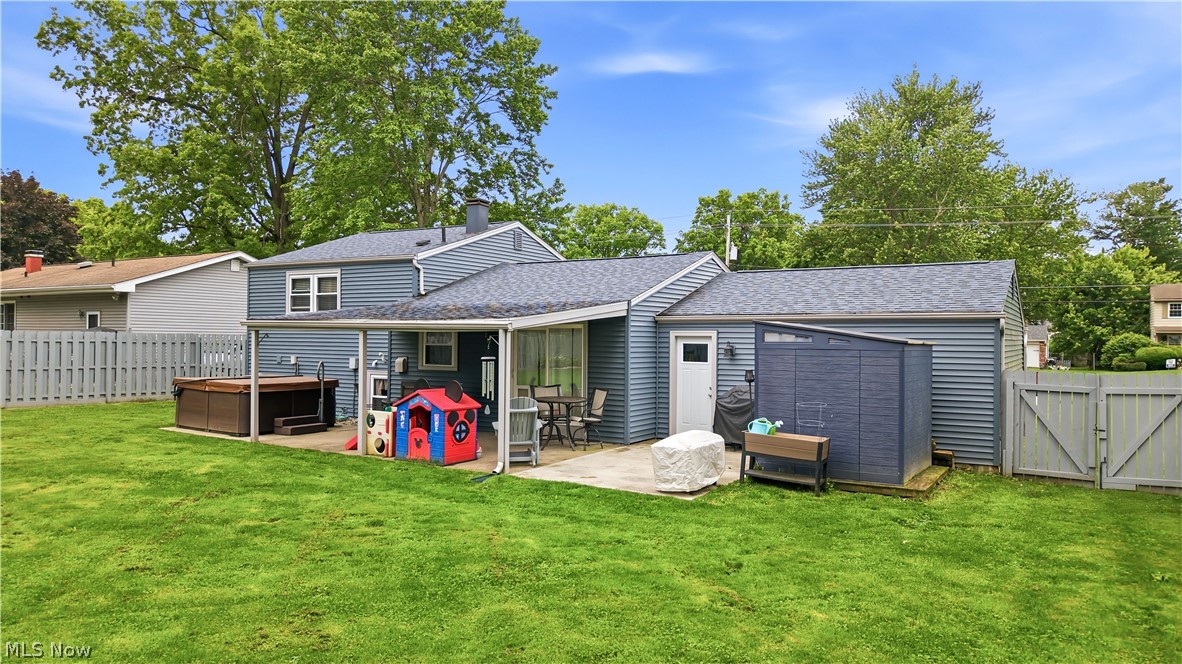 2219 Woodland Trace Street Austintown OH 44515