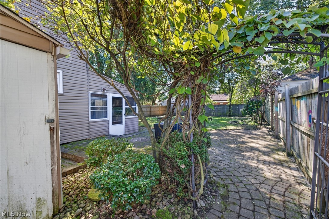 65 Arlene Avenue Youngstown OH 44512