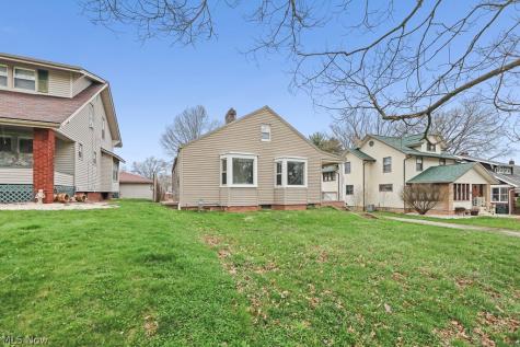 1073 Parkside Drive Alliance OH 44601