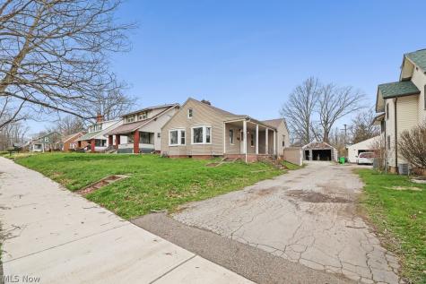 1073 Parkside Drive Alliance OH 44601