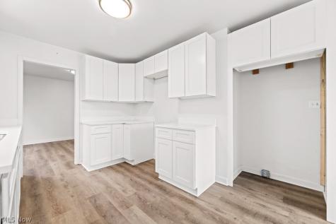 1073 Parkside Drive Alliance OH 44601