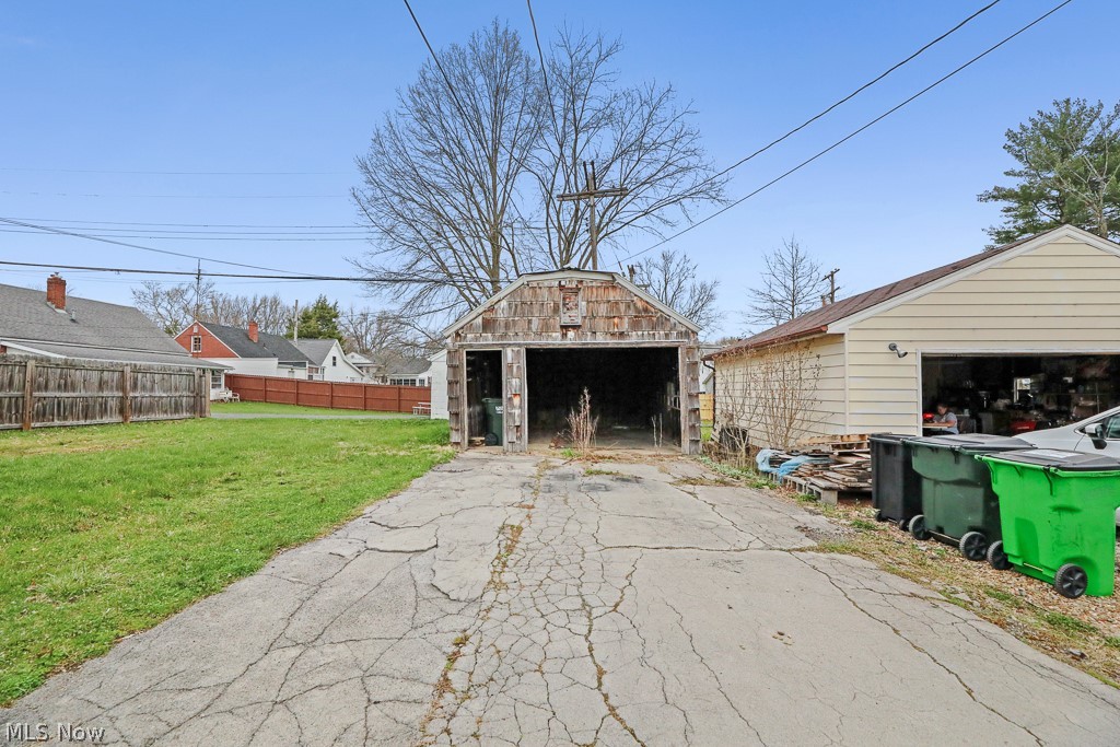 1073 Parkside Drive Alliance OH 44601